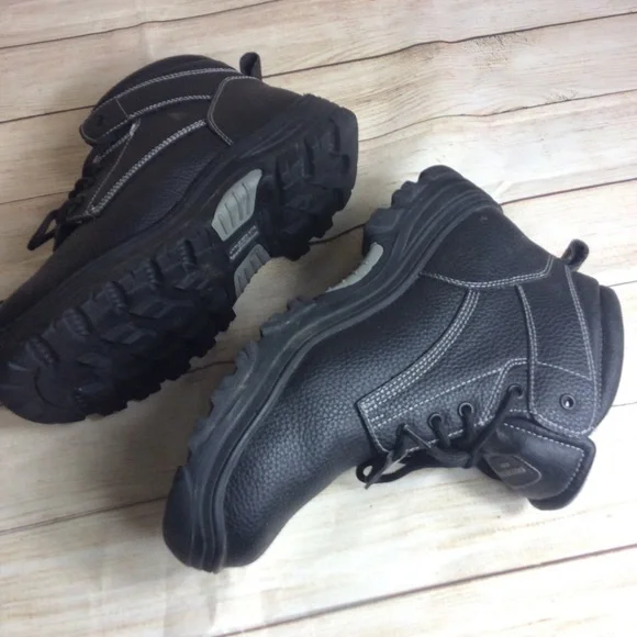 Sketchers air cooled steel toe work boots 11.5 W wide Black leather